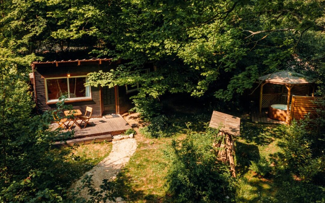 Lodge cabin with hot tub “Les Cinq Éléments”