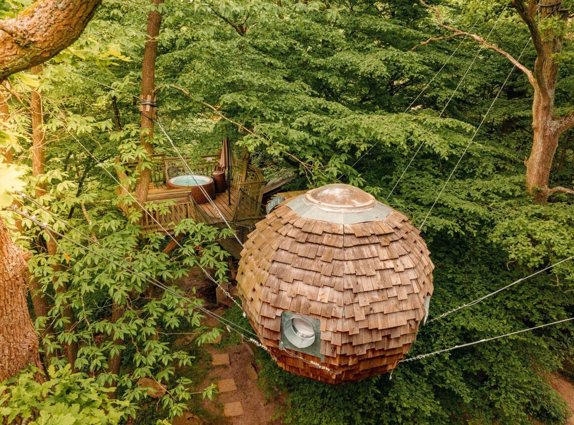 Spa Treehouse “Cocoon Plume”