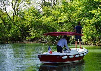 Balade en bateau sans permis