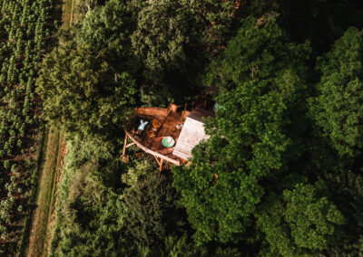Vue d'en haut de la cabane