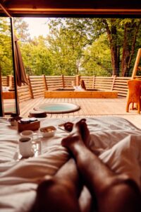 cabane avec vue sur la campagne, près de Paris